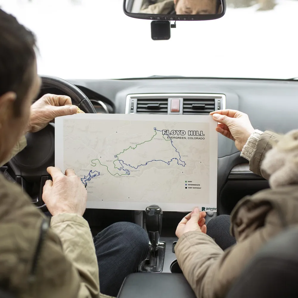 Floyd hill Evergreen_senior-people-road-trip-with-map